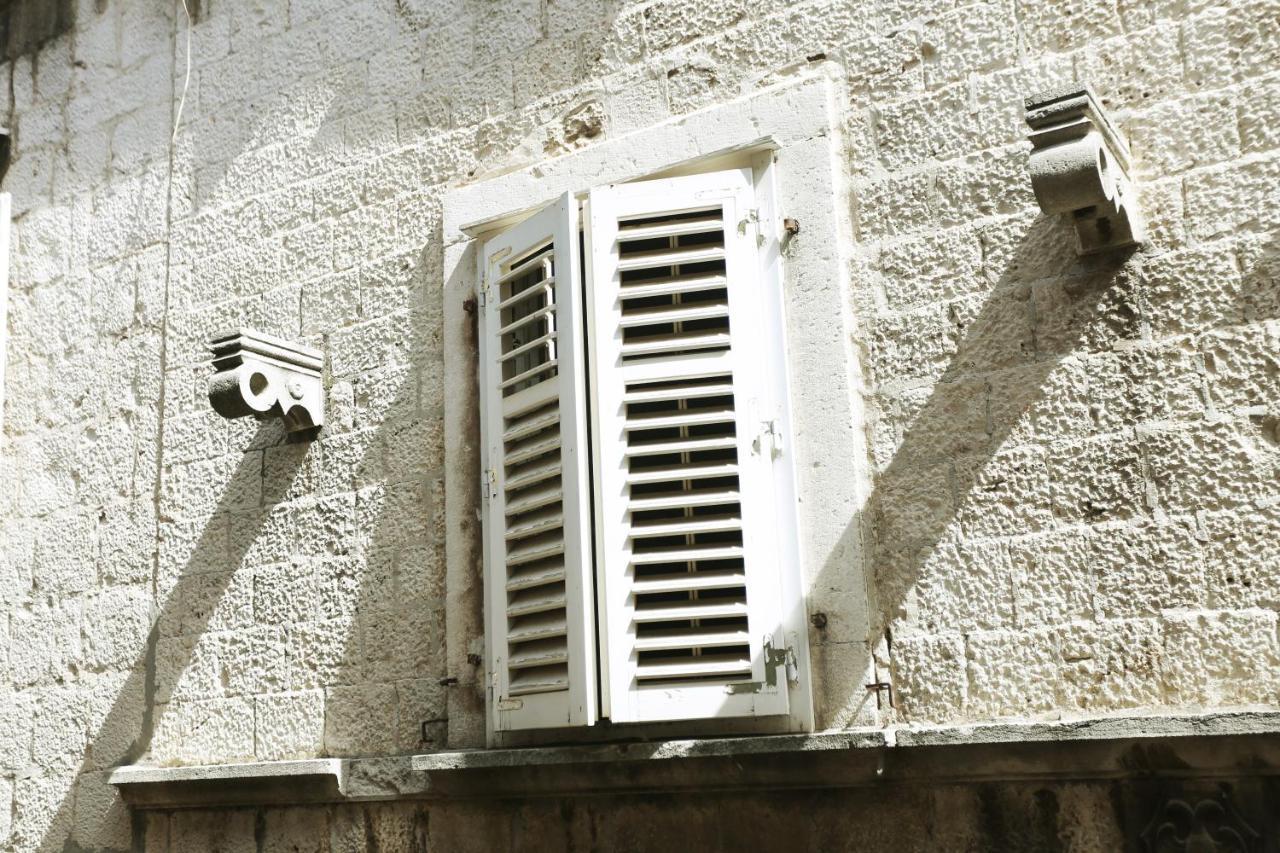 Palace Wall Residences Split Bagian luar foto