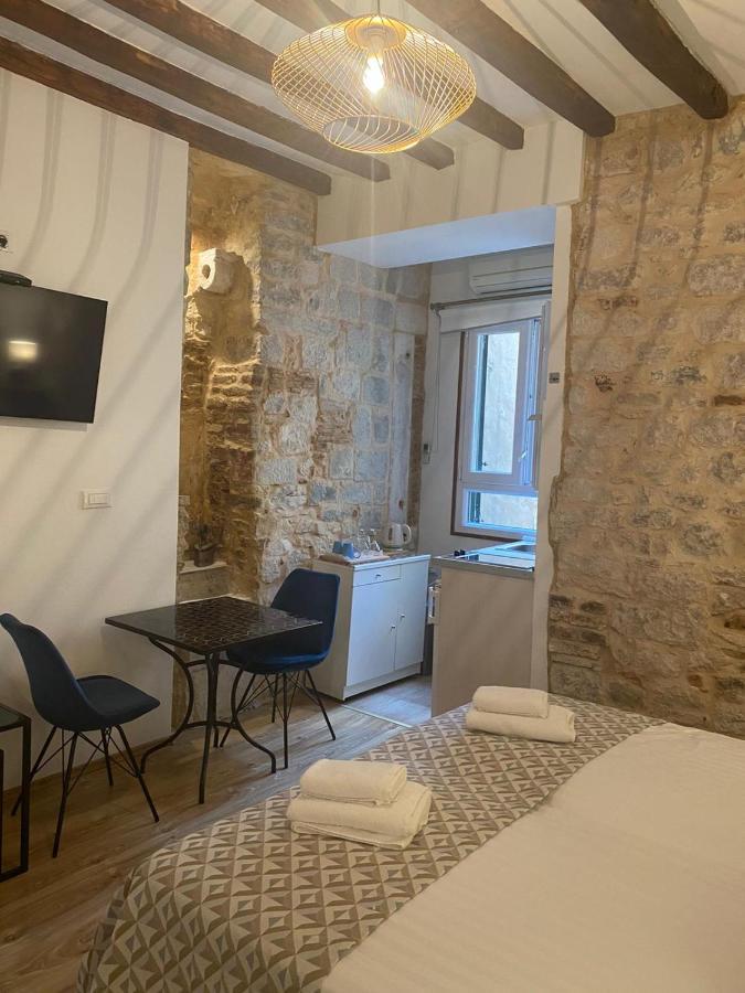 Palace Wall Residences Split Bagian luar foto