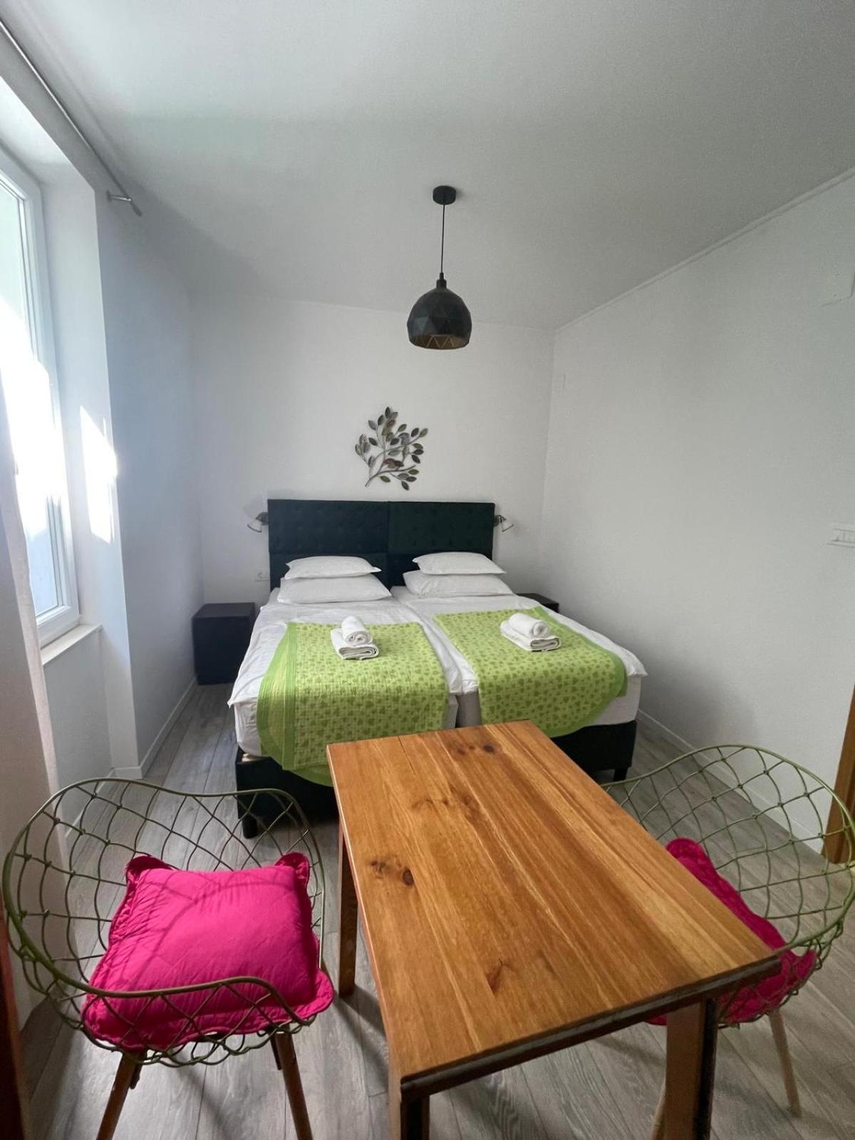 Palace Wall Residences Split Bagian luar foto