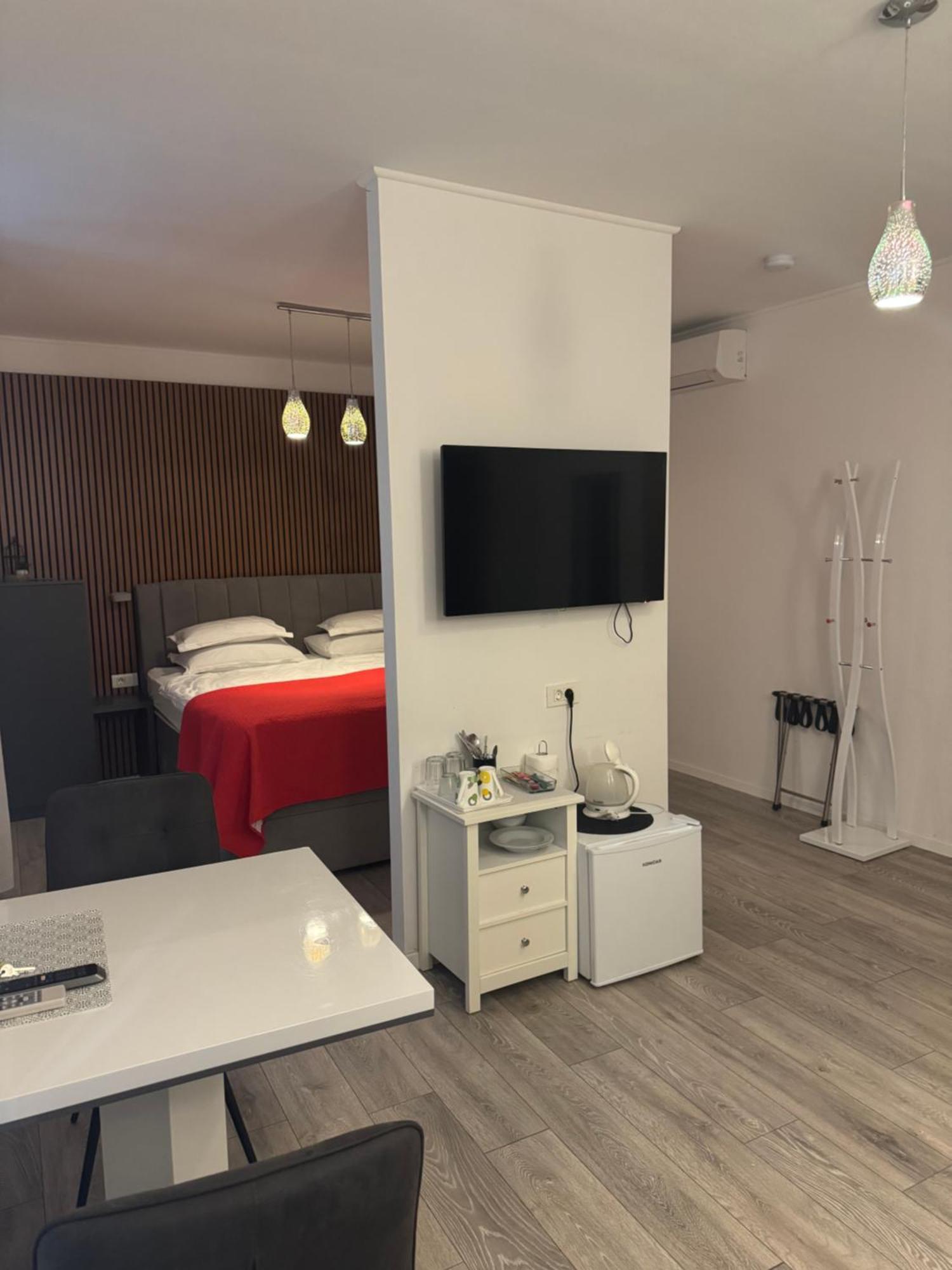 Palace Wall Residences Split Bagian luar foto